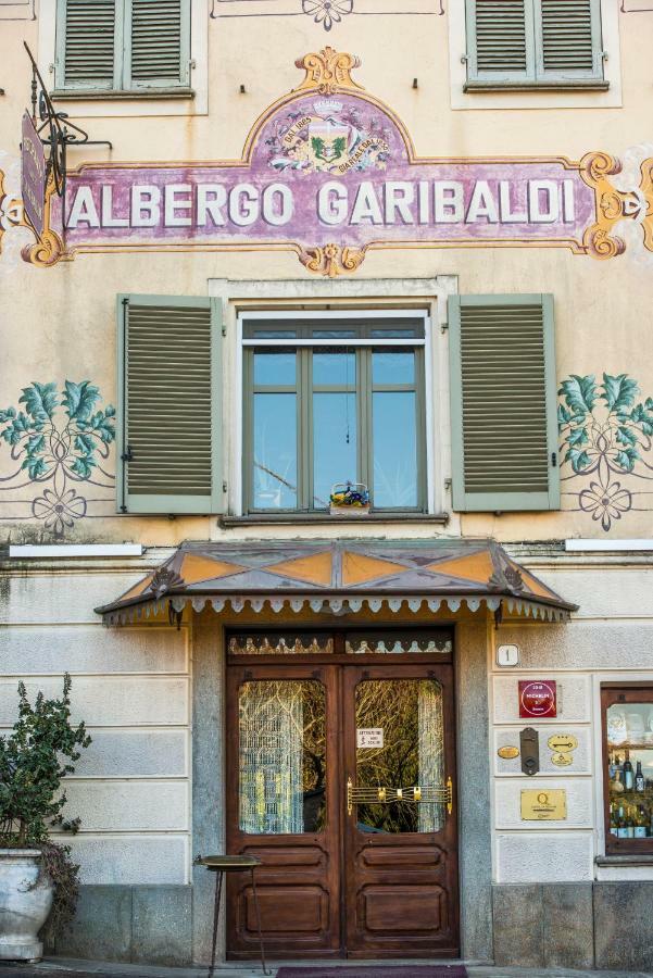 Albergo Ristorante Garibaldi Cisterna dʼAsti Eksteriør billede